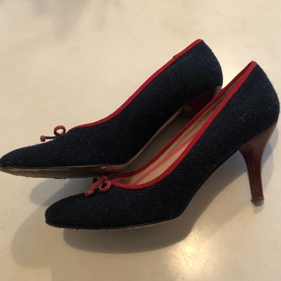 Vintage PAUL SMITH Navy Herringbone Tweed pumps trimmed with Red Grosgrain Trim - Picture 10 of 13